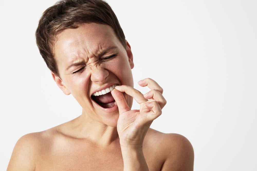 7 Frequently Asked Questions About Teeth Whitening